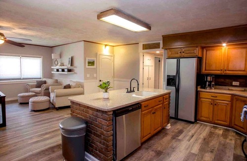 Dundee Other | Accommodation ∙ 1 bedroom ∙ 6 guests