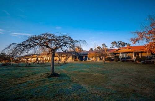 Acheron House | Acheron Valley Country Retreat Verandah Rooms (VR)