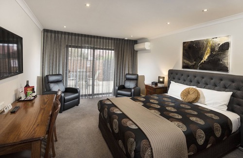 Shepparton Hotel | Addison Motor Inn