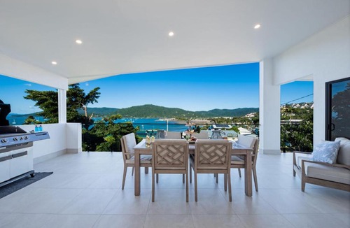 Airlie Beach House | Airlie Bay View