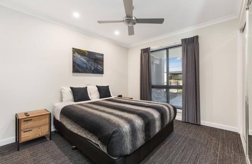 White Hills Hotel | Allara Motor Lodge
