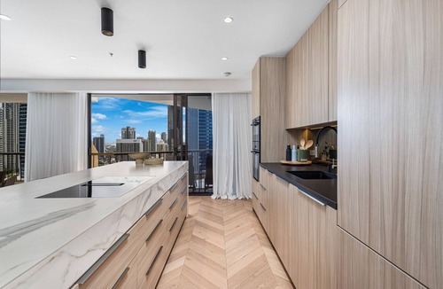 Surfers Paradise Apartment | Allunga Sub Penthouse 4Bdr 4Bth Beach Front Top Location Ultimate Luxury Skyhome