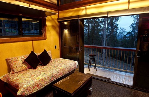 Austinville Cabin | Amazing Gold Coast Tree House Perfect for Glamping in Queensland