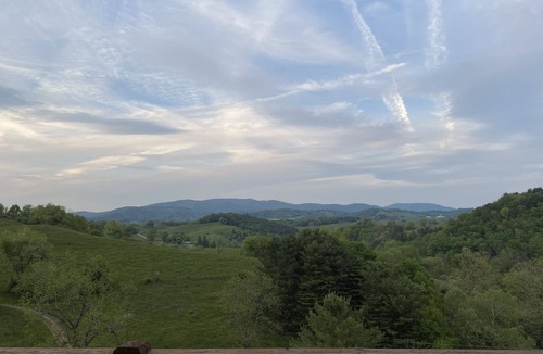 Mouth of Wilson House | Amazing! Unobstructed Long-Range Mountain Views at 3700’ elevation with Hot Tub