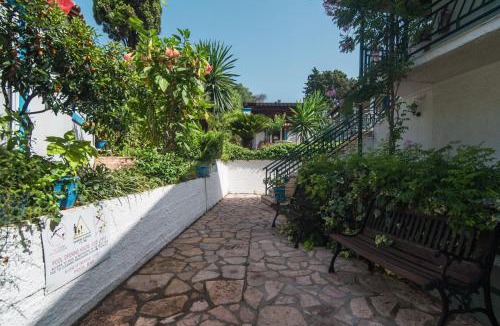 Dafnata Apartment | Andromaches sea view studio 2