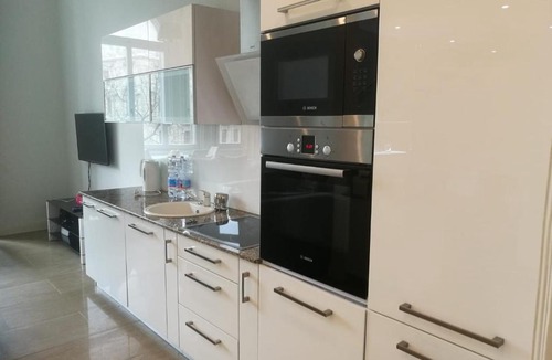 Inner City Budapest Apartment | aos luxus appartment