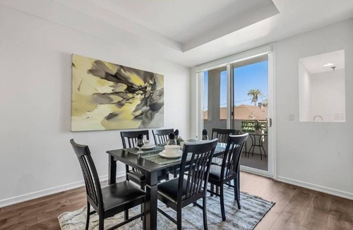 Los Angeles Apartment | Apartment ∙ 3 bedrooms ∙ 6 guests