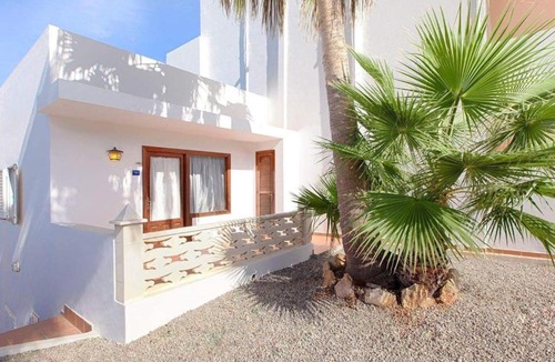 Es Figueral Beach Apartment | Apartment Appartement mit großem Gemeinschaftspool by Interhome