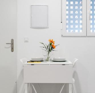 Ciudad Lineal Apartment | Apartment A Private Complex Metro 4Pax