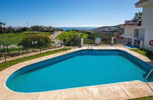 Puerto de la Duquesa Apartment | Apartment 'Atico Duplex Con Terraza' with Sea View, Wi-Fi and Air Conditioning