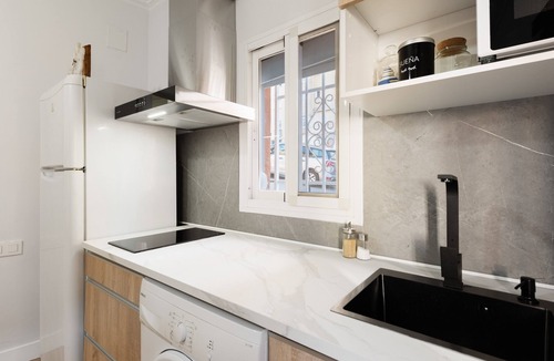 Ciudad Jardin Apartment | Apartment 'Auromar 1' with Wi-Fi and Air Conditioning