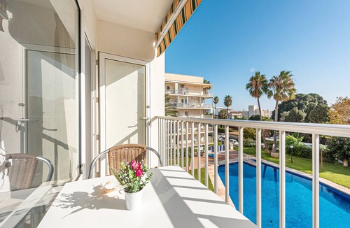 Carihuela Apartment | Apartment 'Carihuela Palace Beach' with Private Pool, Wi-Fi and Air Conditioning
