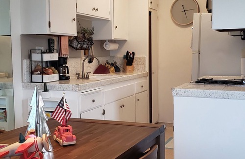 Mar Vista Apartment | Apartment in Mar Vista - 5min from beach and 15 from LAX