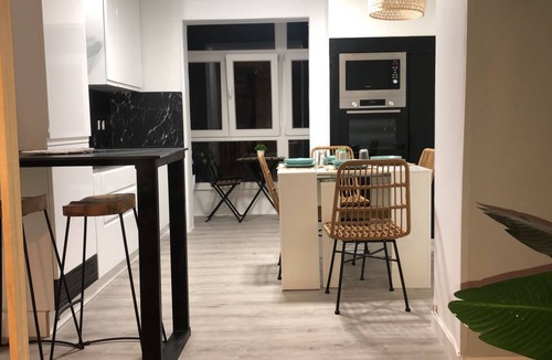 Gijon-Este Apartment | Apartment in the Arena area of Gijon, near the beach of San Lorenzo.