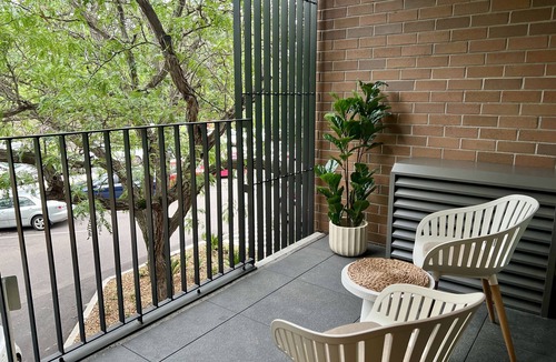 Campbell Apartment | Apartment in the heart of Canberra - 2bed, 2bath, upto 5 ppl, free parking