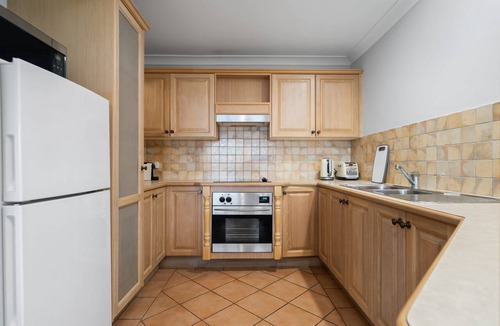 Bathurst Apartment | Apartment on William in CBD - 2 Bed, 2 Bath, Wi-Fi