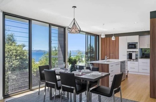 Blackmans Bay House | Architect Designed Coastal Retreat with Views.