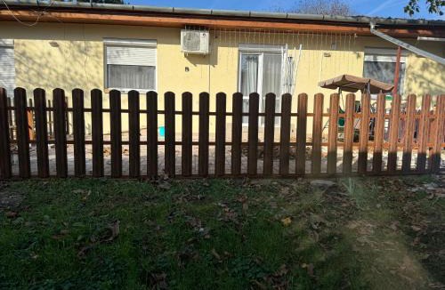 Balatonfuzfo Apartment | Arsenal sorházi apartman