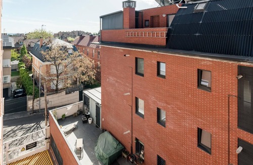 Ciudad Lineal Apartment | Arturo Soria Stays by Charming VIII - newly renovated, Parking