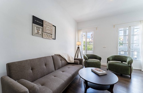 Ensanche Centro Apartment | 'Atarazanas Suite 2-Bedroom Apartment' with Balcony, Wi-Fi & Air Conditioning