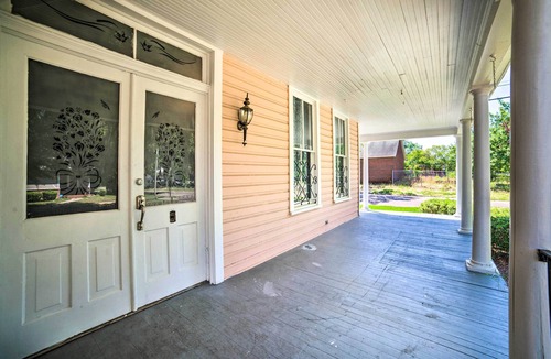 Selma House | Authentic Colonial Home Near Downtown Selma!