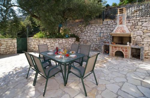 Makriotika House | Avvisania Villa