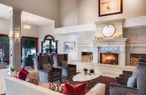 Santa Ana Heights Hotel | Ayres Hotel Costa Mesa Newport Beach
