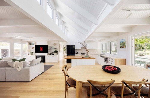 Balnarring House | Azure Allure | 10 Min Walk to Balnarring Village