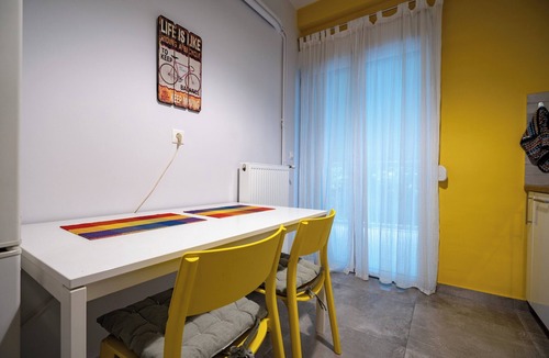 Nea Chalkidona Apartment | Backyard Bliss in Ano Patisia by ΜΡS