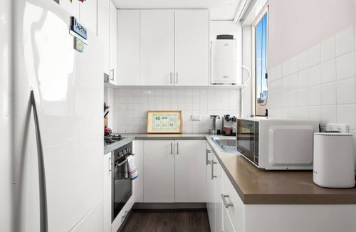 Glebe Apartment | Balina Muse Artistic Nook in Sydneys Creative Hub