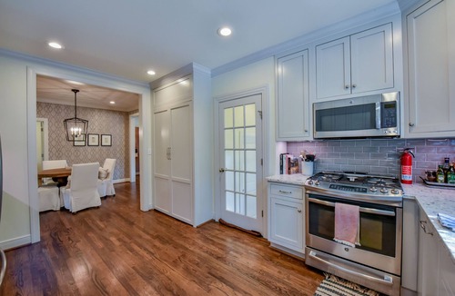 Druid City House | Bama Hideout- Book now for Football! Walk to the Stadium and Campus!