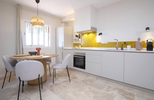 Playas del Palo Apartment | Banda del Mar Frontline Beach House by Del Parque Flats