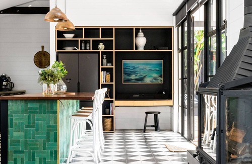 Bangalow House | Bangalla Bangalow - heritage farmhouse with pool