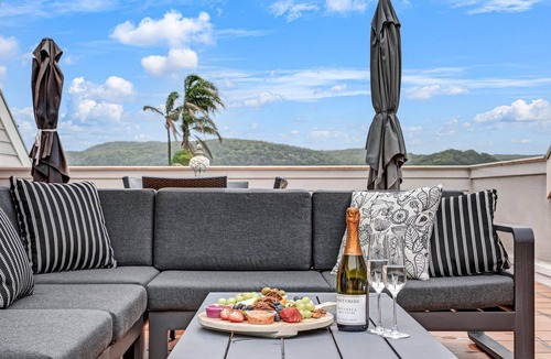 Palm Beach House | Barefoot on Iluka - Barefoot on Iluka moments from Snappermans Beach