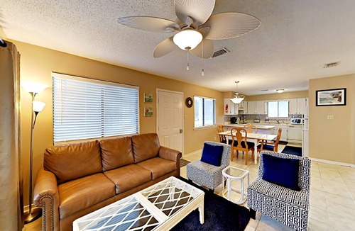 Orange Beach Condo | Bay-View Villa with Furnished Balcony | Extended Stay Specials