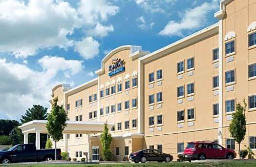 Erie Hotel | Baymont by Wyndham Erie