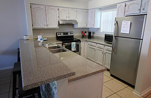 Orange Beach Apartment | Bayview 15 condo with Pool in Wolf Bay