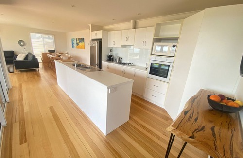 Para Wurlie House | Bayview Bliss - Beautiful sea views! close to playground and beach!