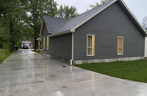 Lake Erie Beach House | Beach cottage