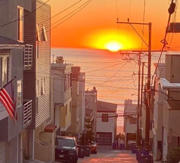 El Porto Apartment | Beach Gateway Full Kitchen 1 Bedroom Duplex