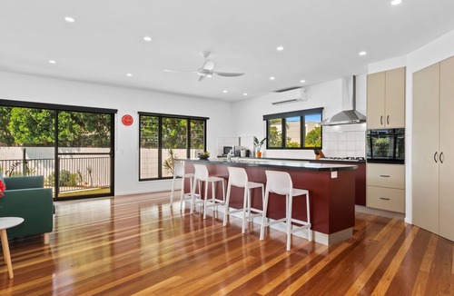 Casuarina House | Beach House On Ebony - Casuarina