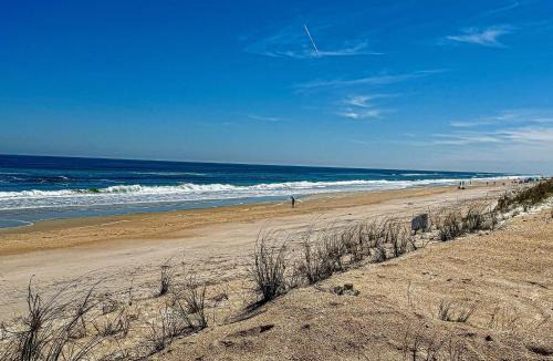 Marineland Acres House | Beachfront 5BR Home with Ocean Views