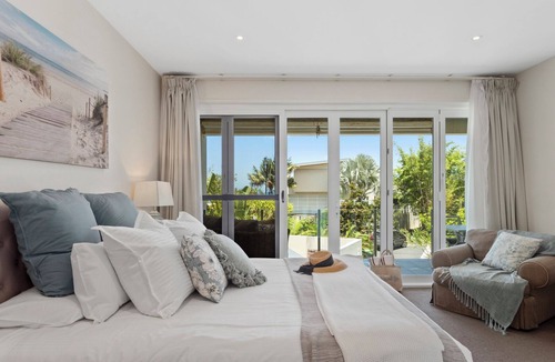 Sapphire Beach House | Beachfront by the CC, Plunge Pool, Beach, Pet Friendly