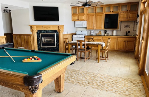 Town of Ledyard House | Beautiful, 5 bedroom, waterfront property on Cayuga lake!