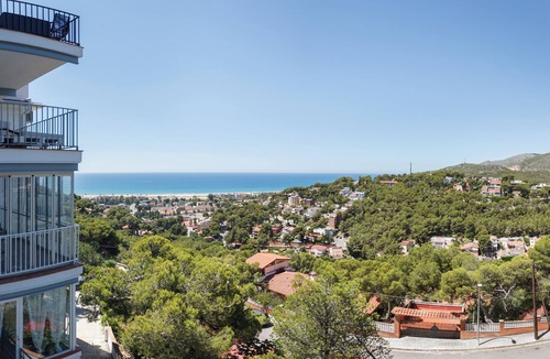 Castelldefels Apartment | Beautiful apartment with fantastic sea views