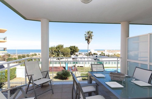 Les Deveses Apartment | Beautiful apartment for 6 guests with A/C, pool, WIFI, TV and terrace