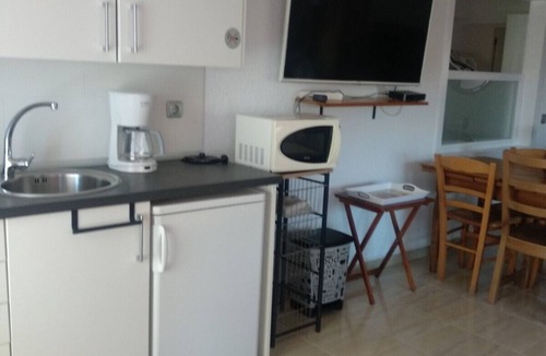 Cabrils Apartment | Beautiful apartment in villa with pool and garden