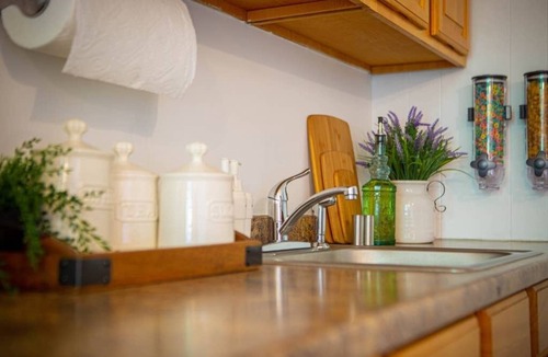 Hoboken Apartment | Beautiful Apt ONE STOP from Manhattan