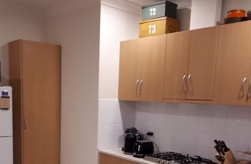College Park Cottage | Beautiful Cottage - Walk to CBD, Hospital, Uni Parklands, Zoo and Adelaide Oval