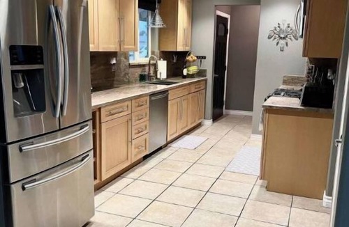 Garden Grove House | Beautiful, Cozy, Vacation home 6mins fr Disneyland